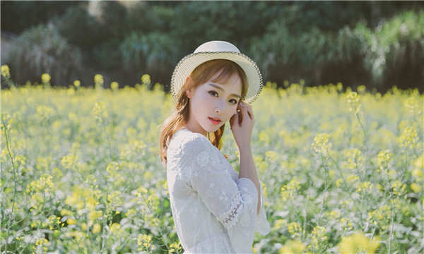 班玛标题：想找个女人帮忙生孩子的有效解决方案，助您圆梦家庭